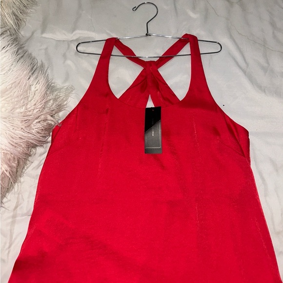 BCBG Edita Red Sleeveless Women's Top - Picture 4 of 7
